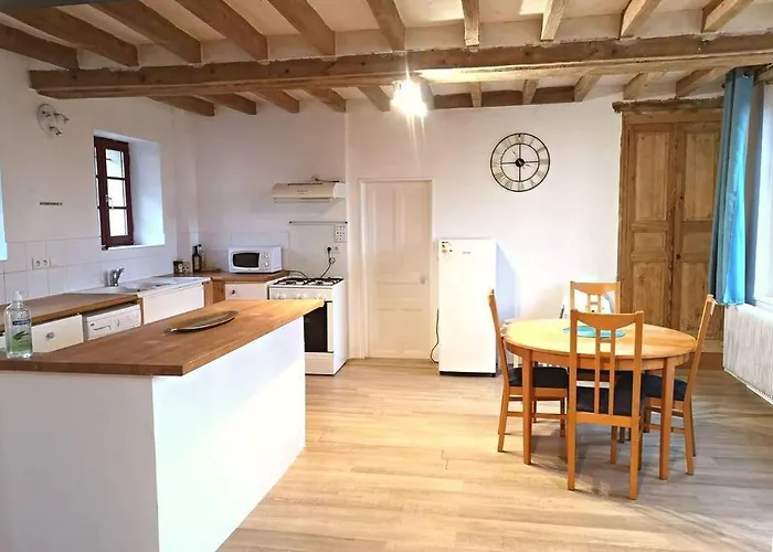 Maison De Charme Entre Ville Et Campagne